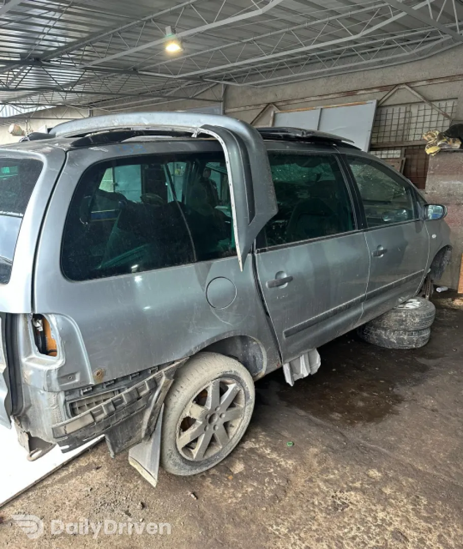 Dezmembram Ford Galaxy  [facelift] [2000 - 2006] Minivan 1.9 TDi MT (130 hp)