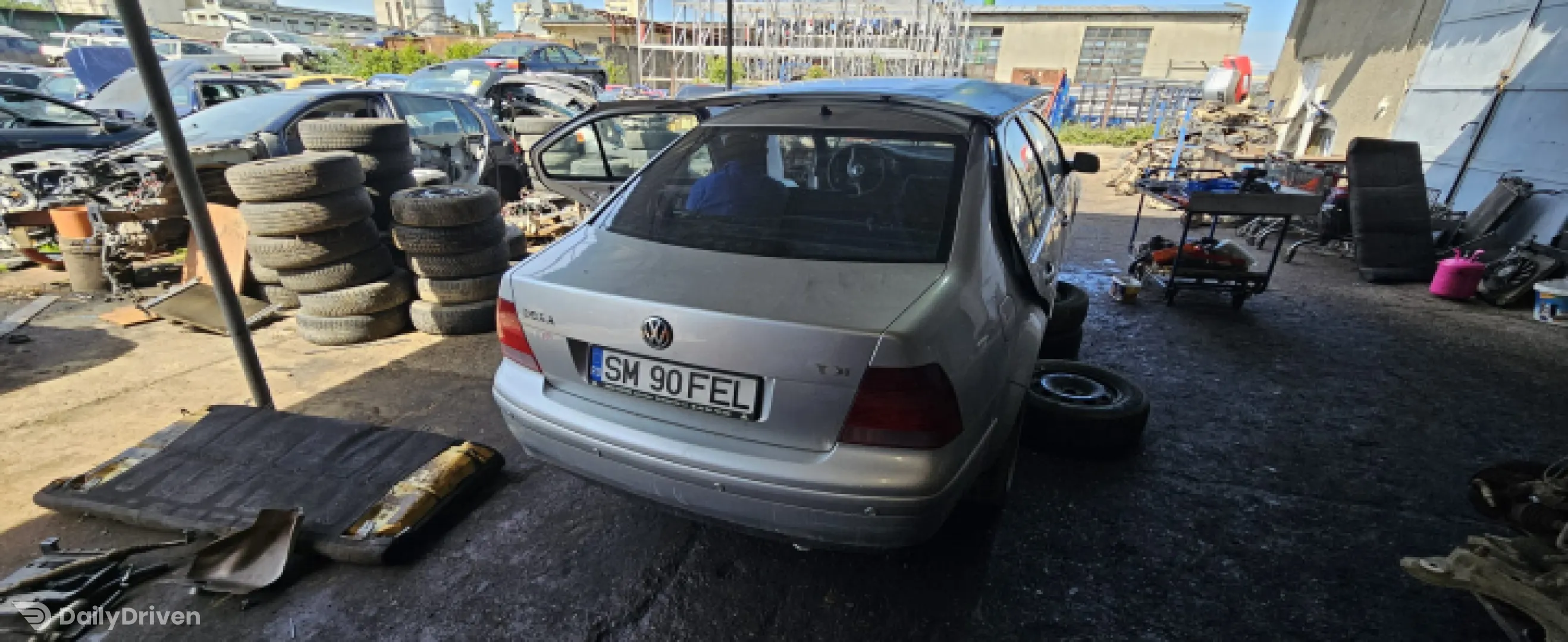 Dezmembram Volkswagen VW Bora  [1998 - 2005] Sedan 1.9 TDI MT (115 hp)
