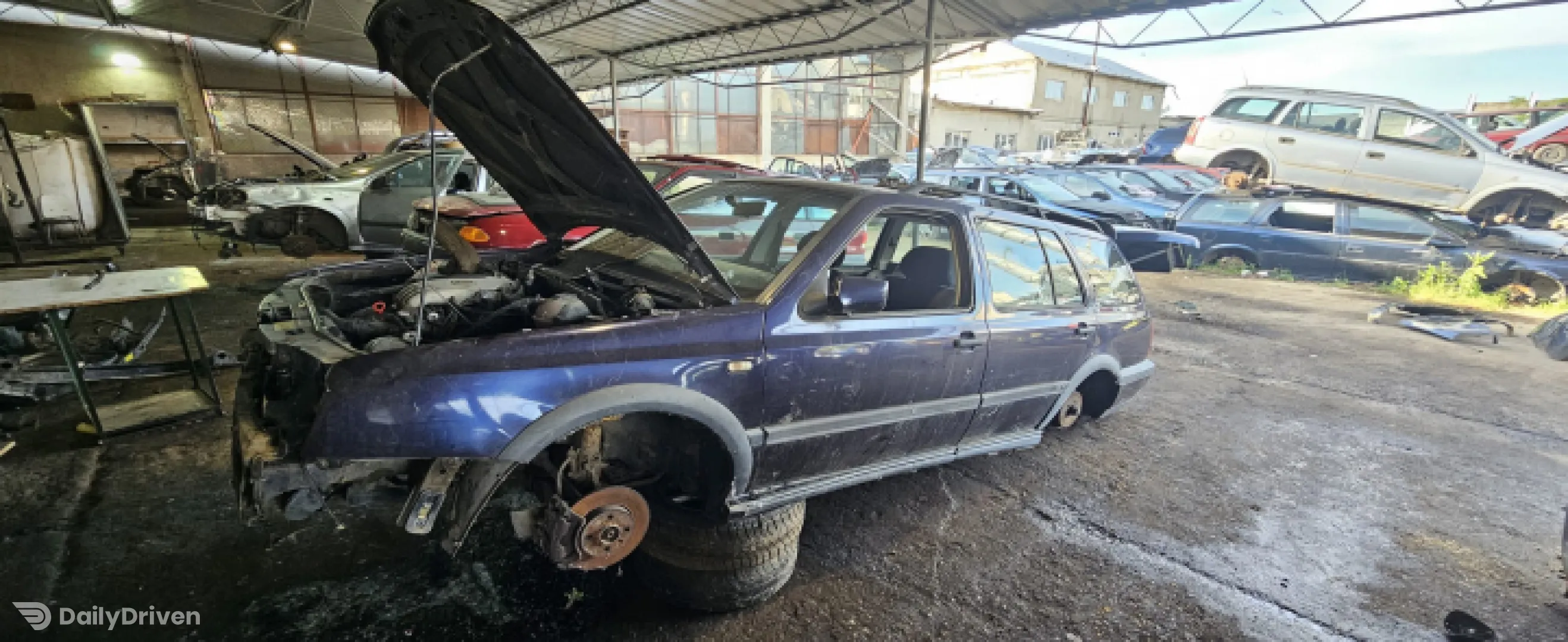 Dezmembram Volkswagen VW Golf 3 [1991 - 1998] wagon 1.6 MT (100 hp)