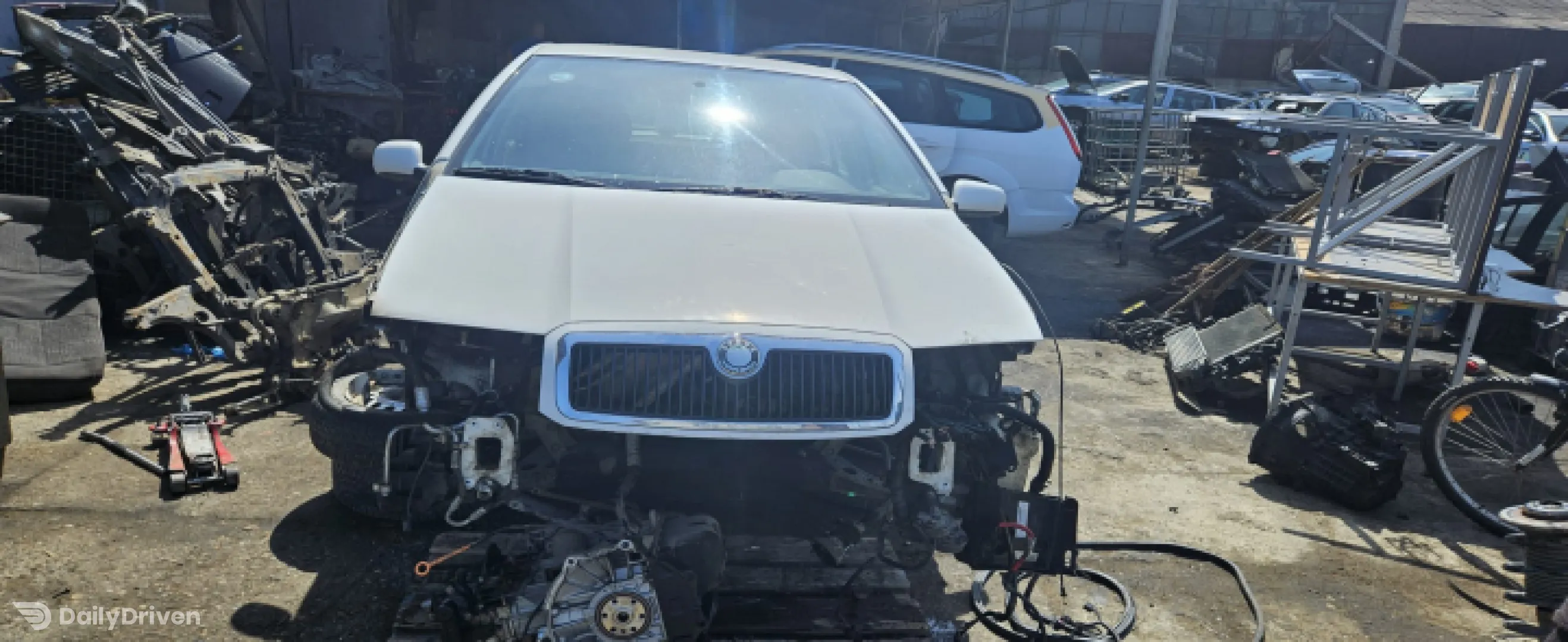 Dezmembram Skoda Fabia 6Y [1999 - 2004] Hatchback 5-usi 1.4 MT (68 hp)