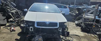 Dezmembram Skoda Fabia 6Y [1999 - 2004] Hatchback 5-usi 1.4 MT (68 hp)