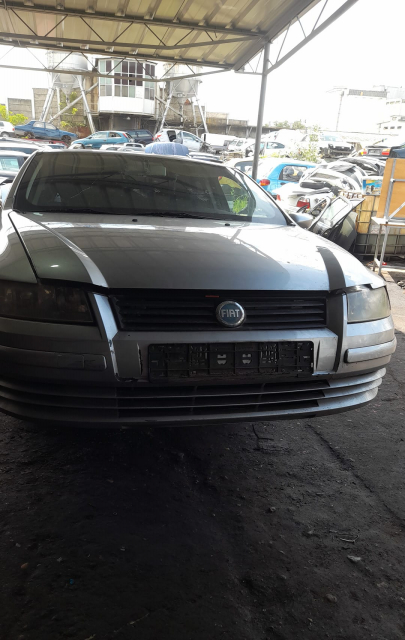 Dezmembram Fiat Stilo  [2001 - 2010] Hatchback 5-usi 1.4 MT (95 hp)