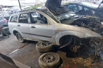Dezmembram Ford Focus  [1998 - 2004] wagon 5-usi 1.8 TDi MT (75 hp)