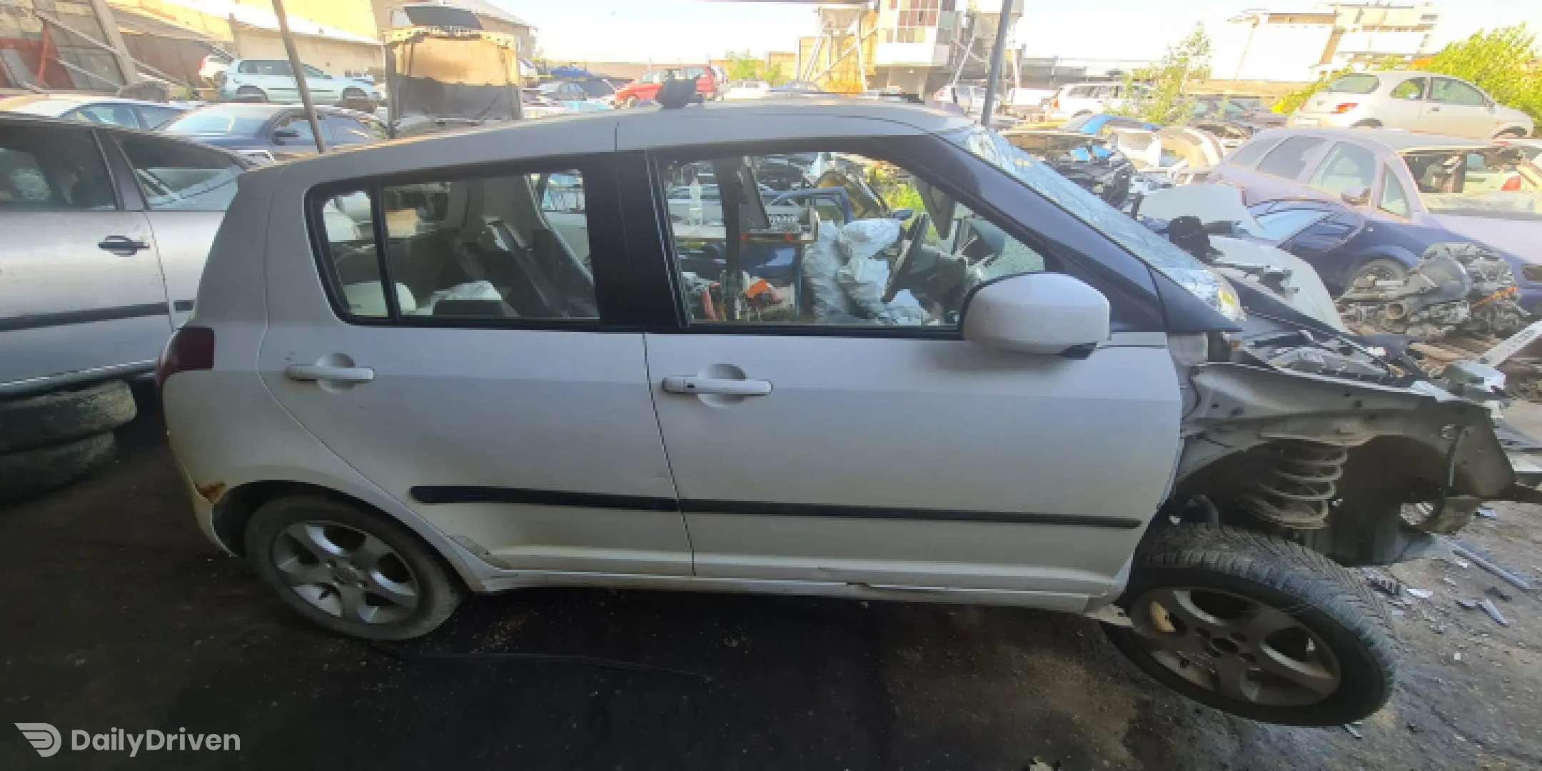 Dezmembram Suzuki Swift 3 [2004 - 2010] Hatchback 5-usi 1.3 MT (92 hp)