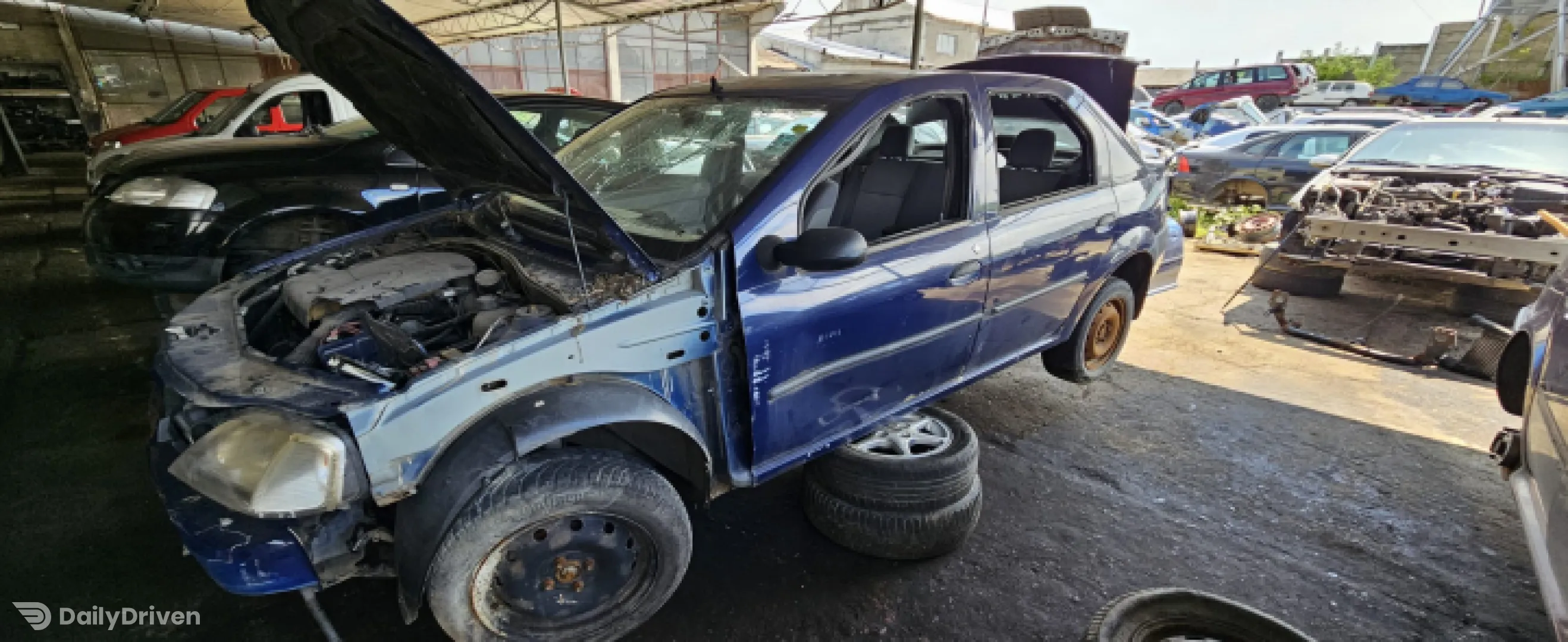 Dezmembram Dacia Logan  [2004 - 2008] Sedan 1.5dci MT (65hp)