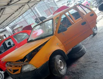 Dezmembram Dacia Solenza  [2003 - 2005] Sedan 1.4 MT (75 hp)