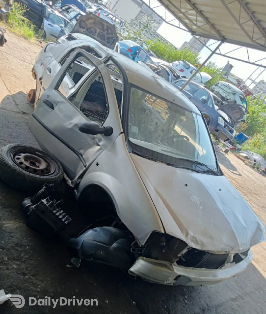 Dezmembram Dacia Logan  [2004 - 2008] Sedan 1.4 MT (75 hp)