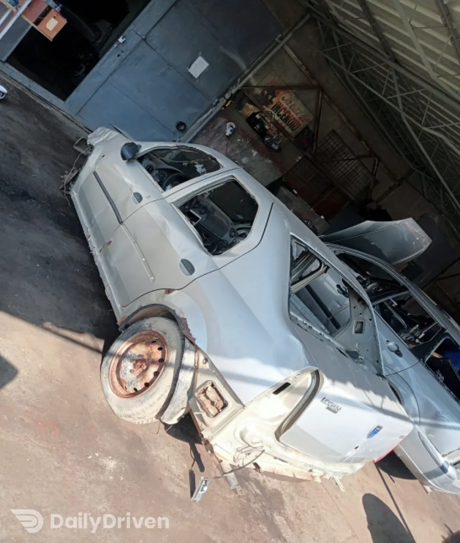 Dezmembram Dacia Logan  [2004 - 2008] Sedan 1.4 MT (75 hp)