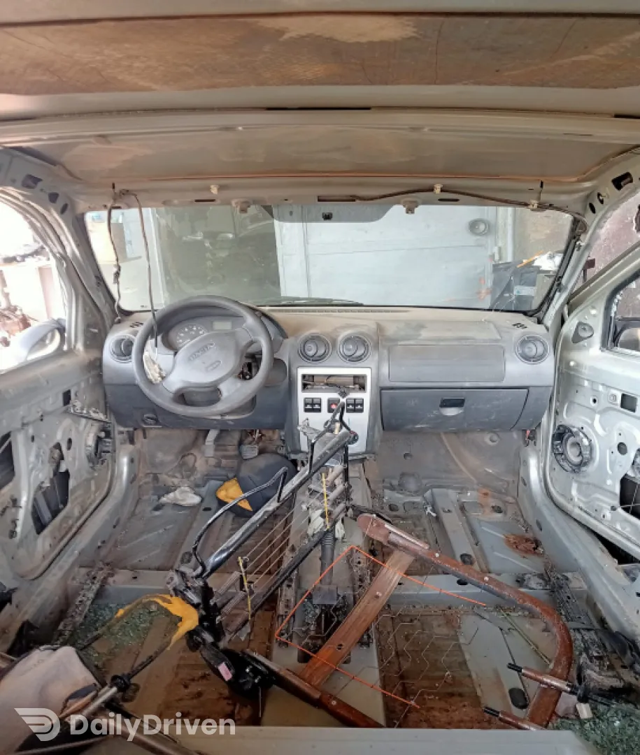 Dezmembram Dacia Logan  [2004 - 2008] Sedan 1.4 MT (75 hp)