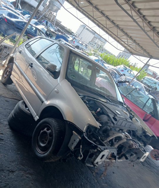 Dezmembram Volkswagen VW Polo 3 6N [1994 - 2001] Hatchback 5-usi 1.4 MT (60 hp)