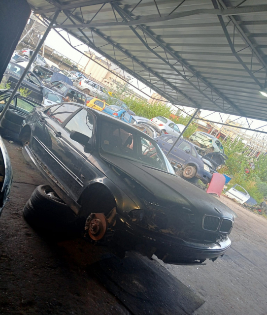 Dezmembram BMW Seria 3 E46 [1997 - 2003] Sedan 4-usi