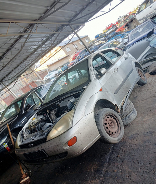 Dezmembram Ford Focus  [1998 - 2004] Hatchback 5-usi 1.6 MT (101 hp)