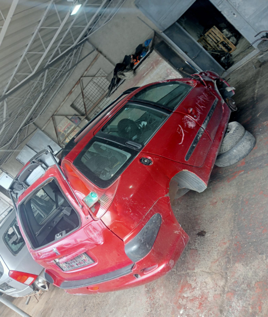 Dezmembram Peugeot 206  [facelift] [2002 - 2009] wagon 5-usi 1.4 MT (75 hp)