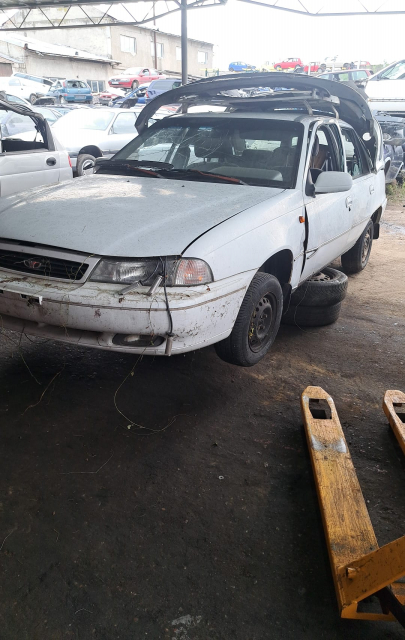 Dezmembram Daewoo Cielo  [1994 - 2002] Sedan 4-usi 1.5 i MT (75 hp)