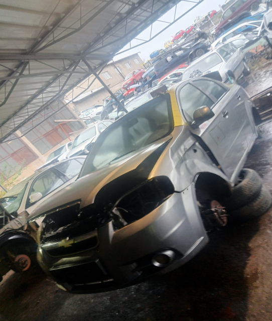 Dezmembram Chevrolet Aveo T250 [facelift] [2006 - 2012] Sedan 1.2 MT (72 hp)