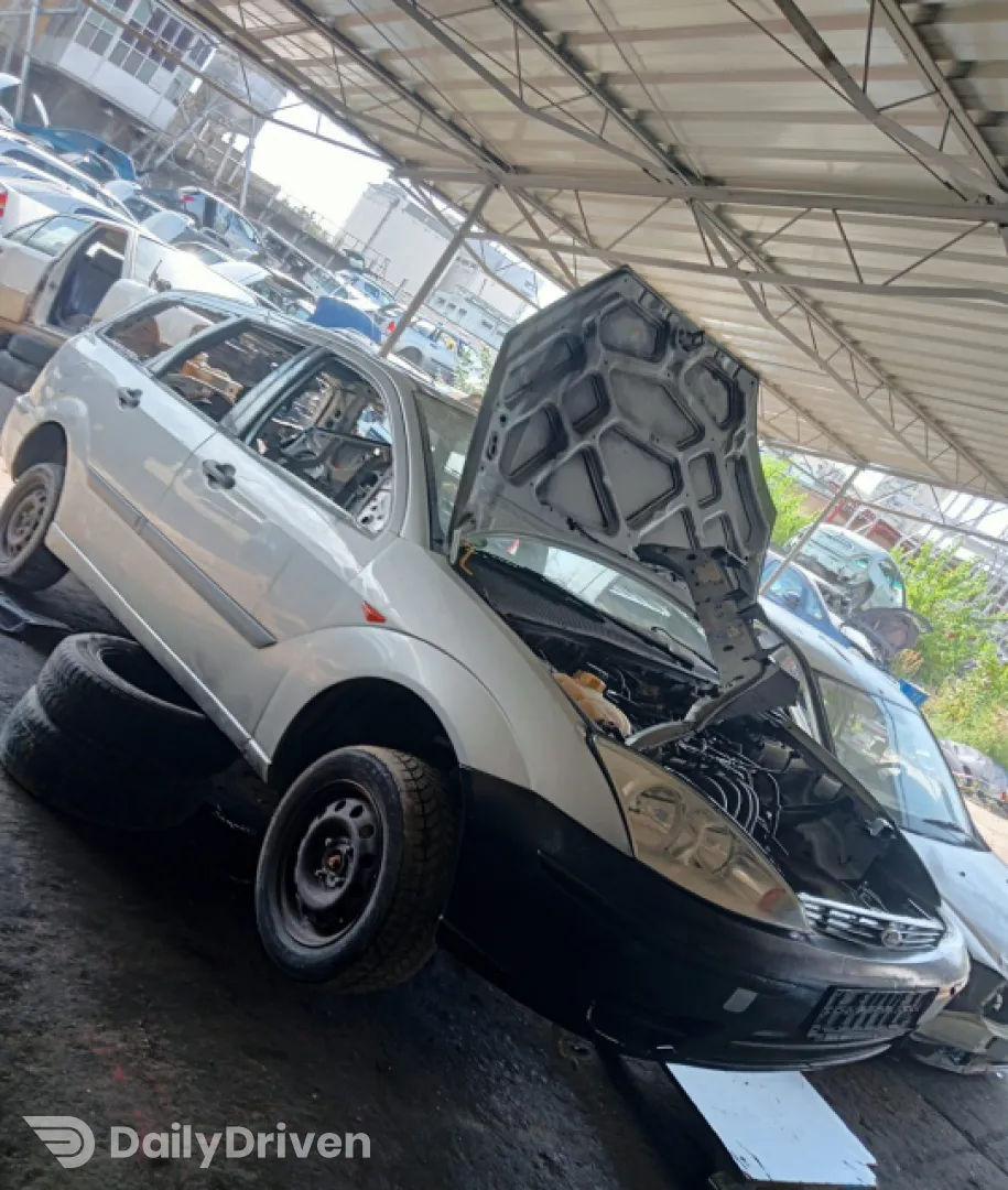 Dezmembram Ford Focus  [1998 - 2004] wagon 5-usi 1.6 MT (101 hp)