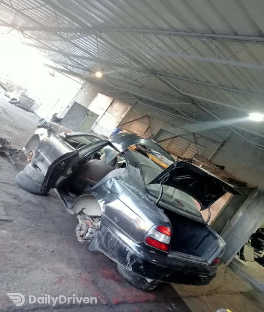 Dezmembram Daewoo Leganza  [1997 - 2002] Sedan 2.0 MT (110 hp)