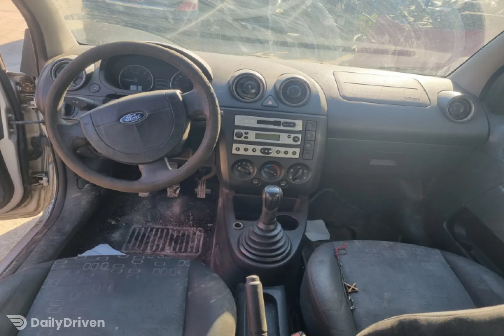 Dezmembram Ford Fiesta 5 [2001 - 2007] Hatchback 5-usi 1.4 TDCi MT (68 hp)