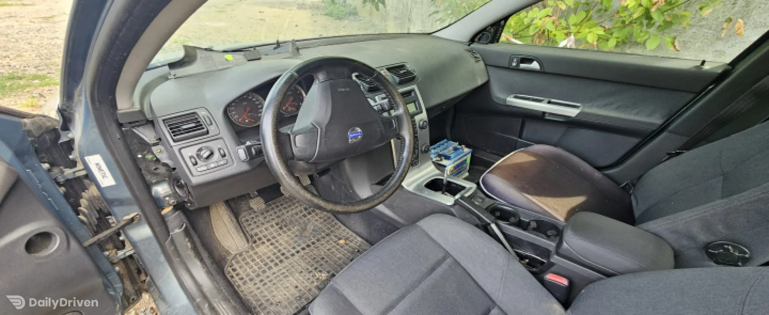 Dezmembram Volvo S40 2 [2004 - 2007] Sedan 2.4 MT  (140 hp)
