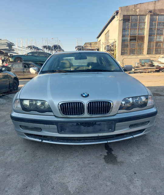 Dezmembram BMW Seria 3 E46 [1997 - 2003] Sedan 4-usi 320d MT (136 hp)