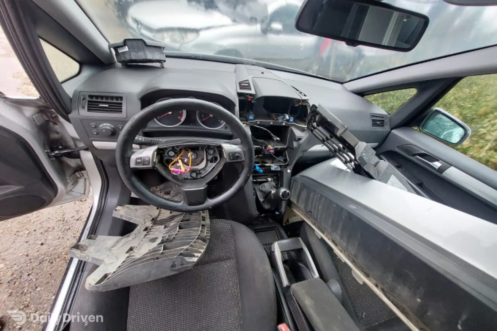 Dezmembram Opel Zafira B [2005 - 2010] Minivan 5-usi 1.9 CDTI MT (100 hp)