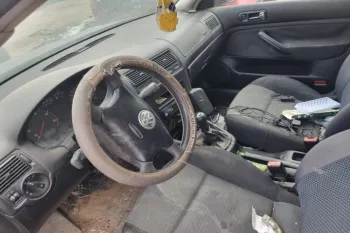 Dezmembram Volkswagen VW Golf 4 [1997 - 2006] wagon 1.9 TDI MT (101 hp)