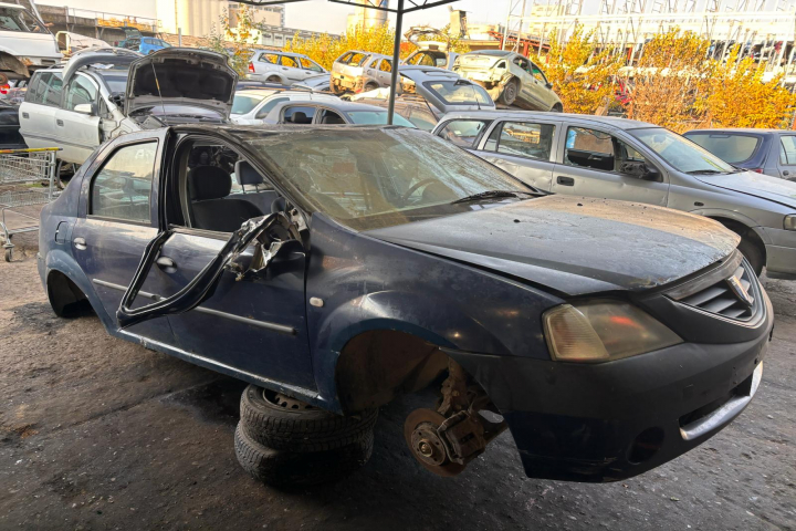 Dezmembram Dacia Logan  [2004 - 2008] Sedan 1.4 MT (75 hp)