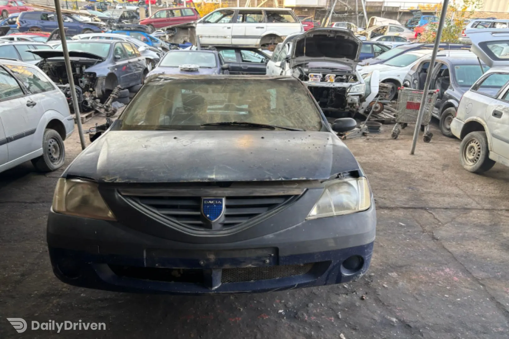 Dezmembram Dacia Logan  [2004 - 2008] Sedan 1.4 MT (75 hp)