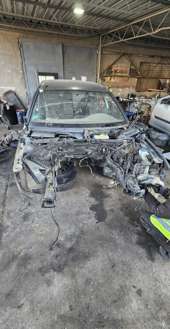 Dezmembram Volkswagen VW Passat B5.5 [facelift] [2000 - 2005] wagon 2.0 TDI MT (136 hp)