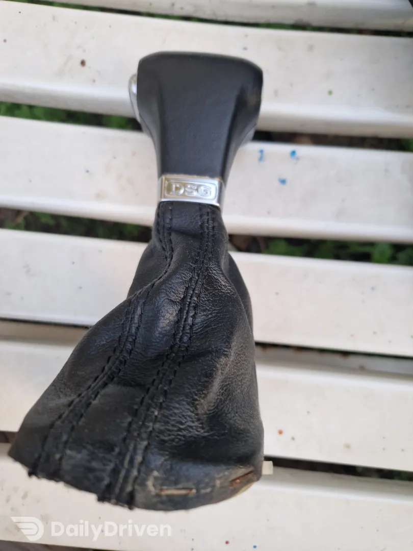 Nuca cu piele schimbător cutie automata DSG 