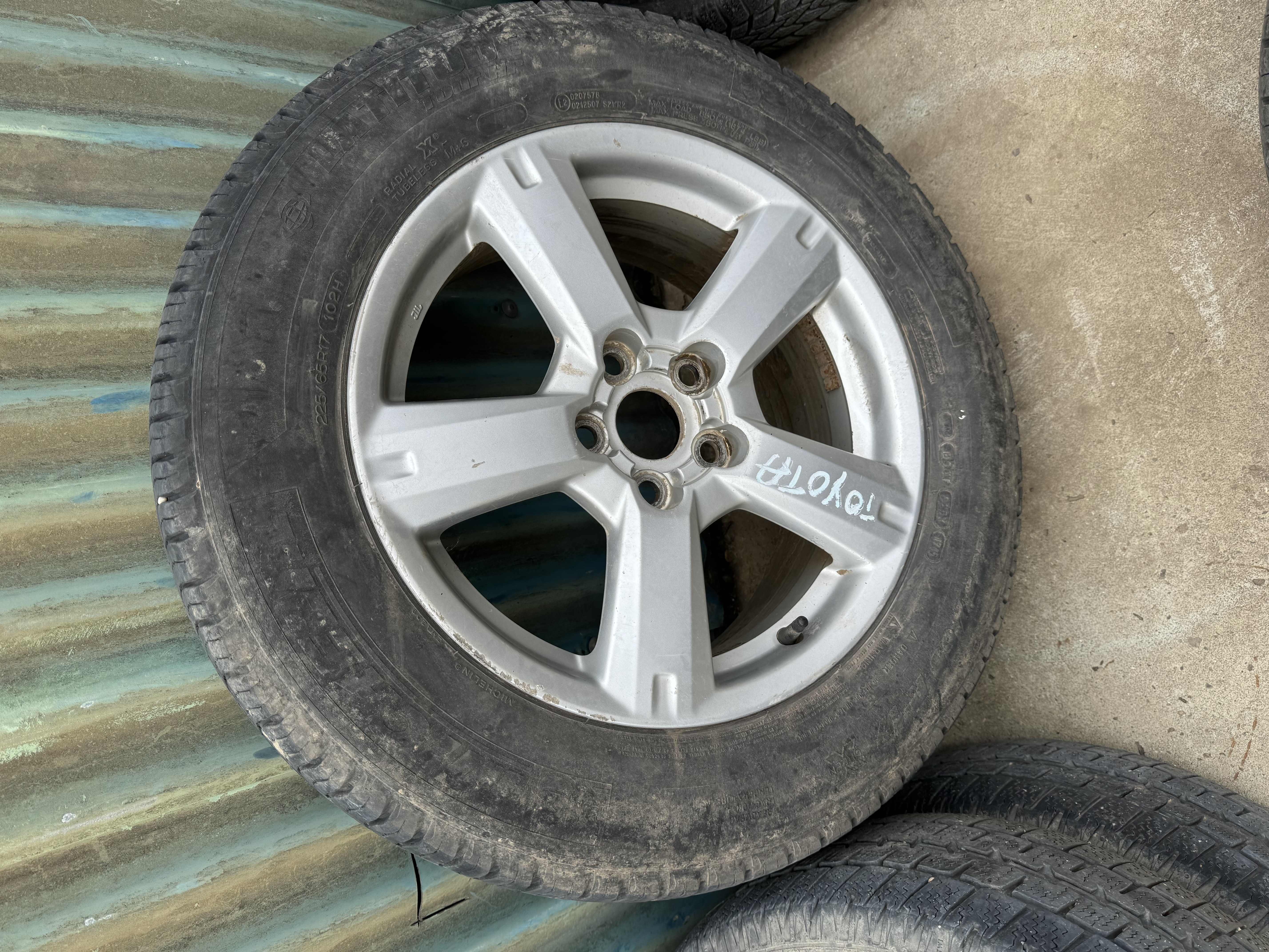 Jantă aluminiu originală , de pe rezervă , toyota Rav 4 2007 