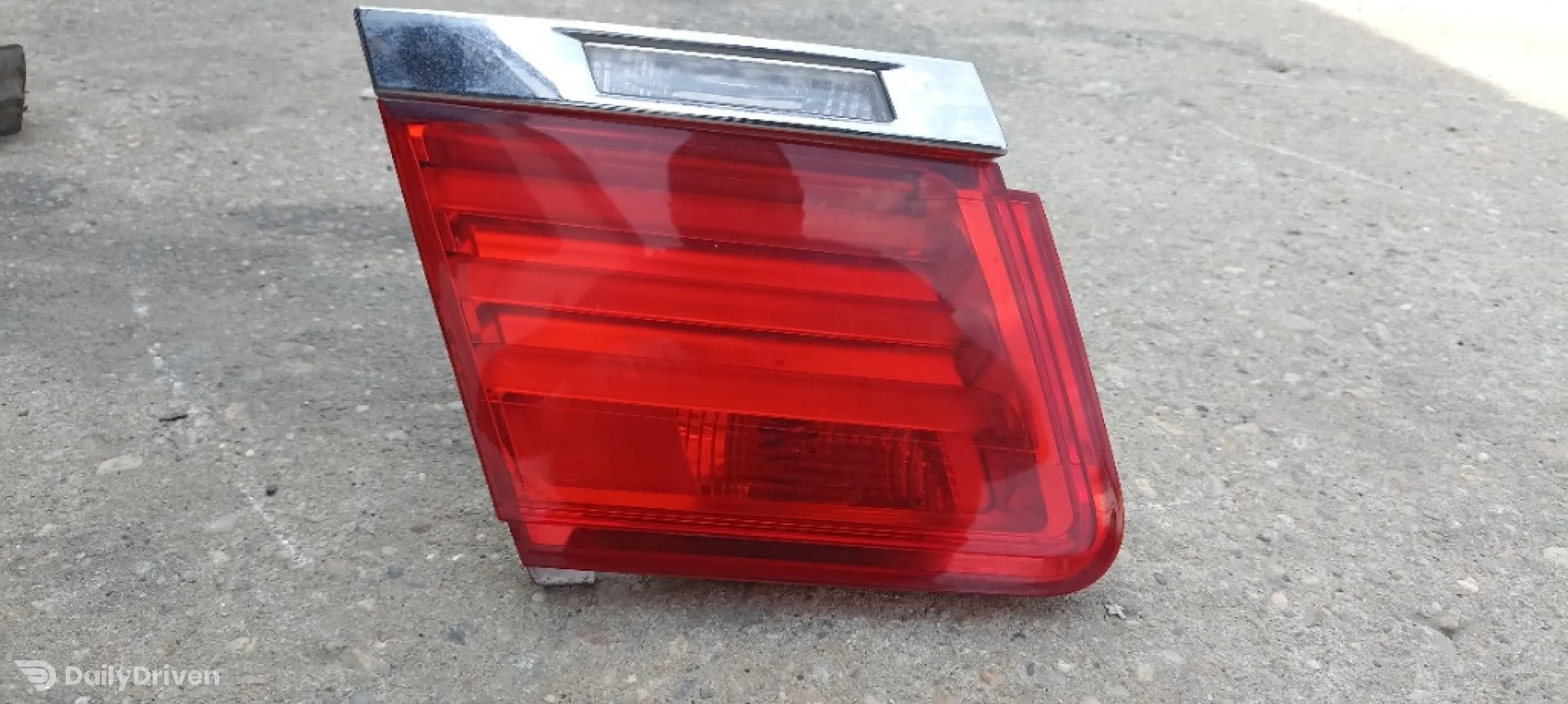 Stop stanga haion BMW Seria 7 F01 F02 F03 F04, 7182205