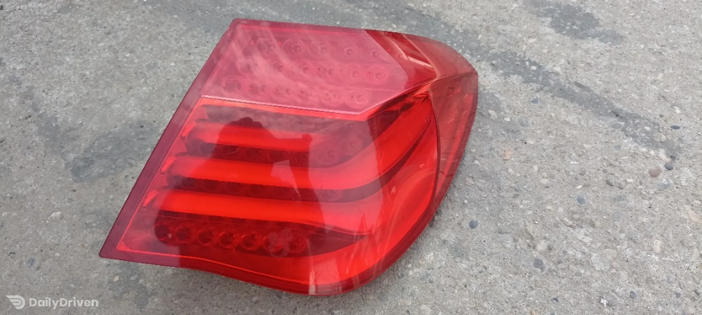 Stop aripa dreapta BMW Seria 7 F01 F02 F03 F04, stop aripa dreapta BMW 7182198