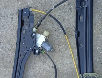 Macara cu motoras dreapta fata BMW Seria 7 F01 F02 F04, 7182086, 7182106