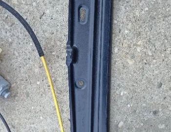 Macara cu motoras dreapta fata BMW Seria 7 F01 F02 F04, 7182086, 7182106