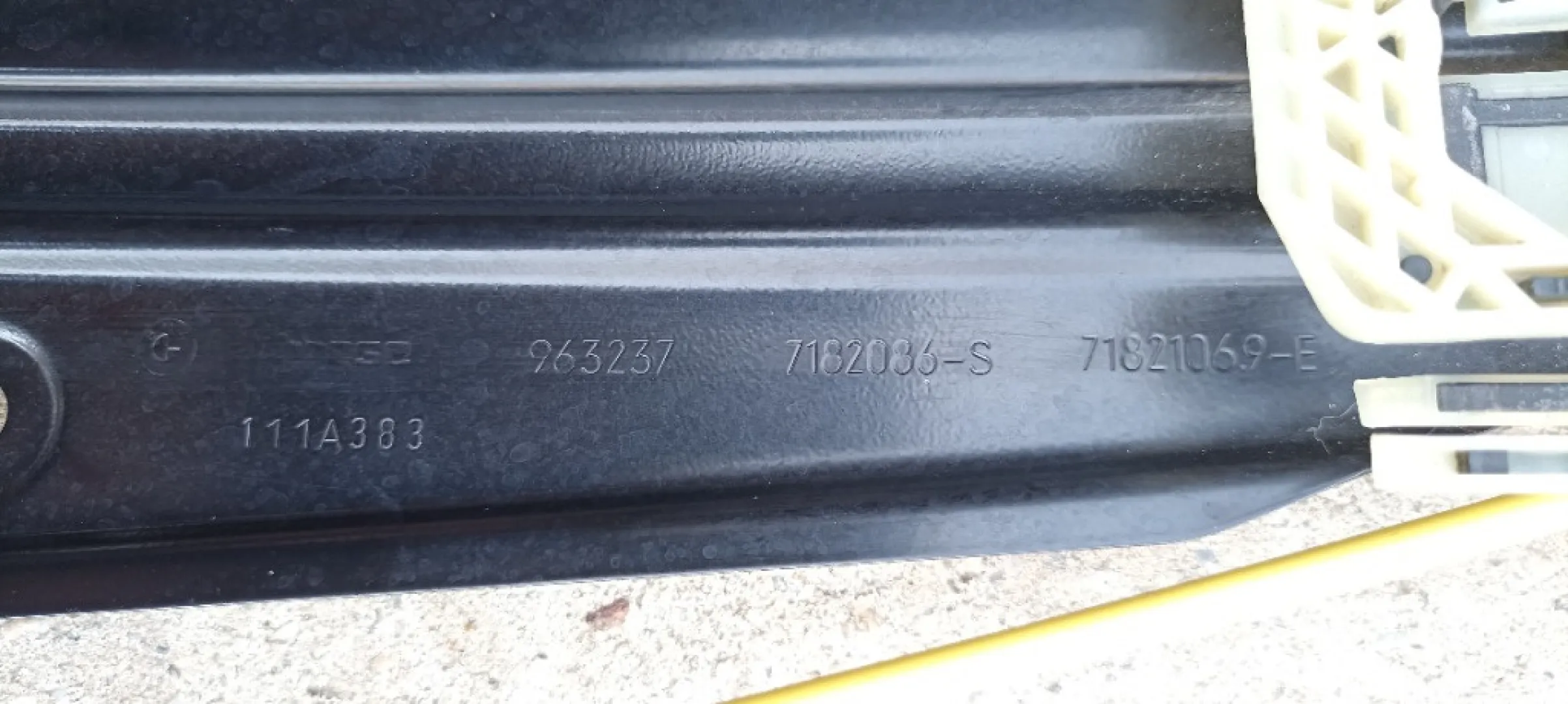 Macara cu motoras dreapta spate BMW Seria 7 F01 F02 F04, 7182096, 7182616