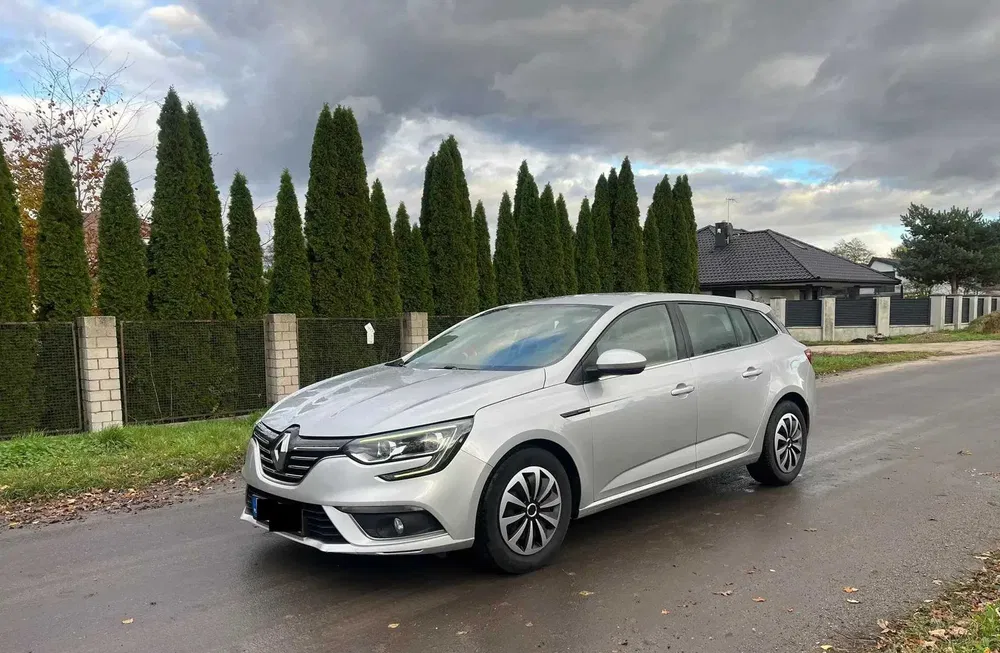 Dezmembrez Renault Megane 2017+
