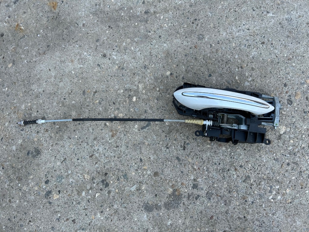 Maner exterior usa dreapta spate BMW Seria 7 F01 F02 F03 F04, 7231930, 7187228