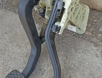 Pod pedalier BMW X3 F25