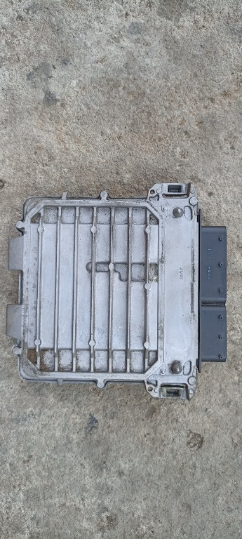 Calculator motor ECU Mercedes CLA X117 C117, 1.6 benzina, 0261S09816, A2709002100