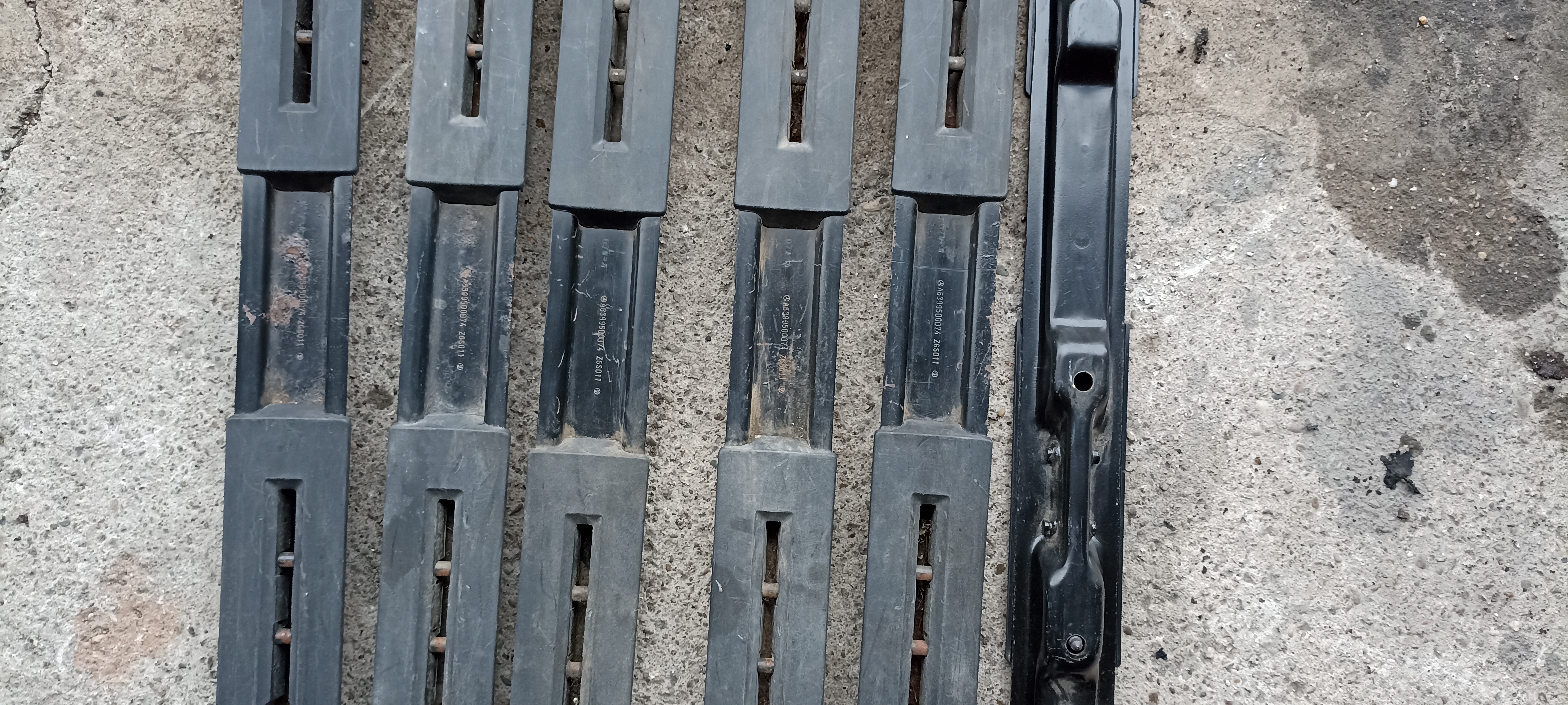 set suporti scaune Mercedes Vito, W639, A6399500074