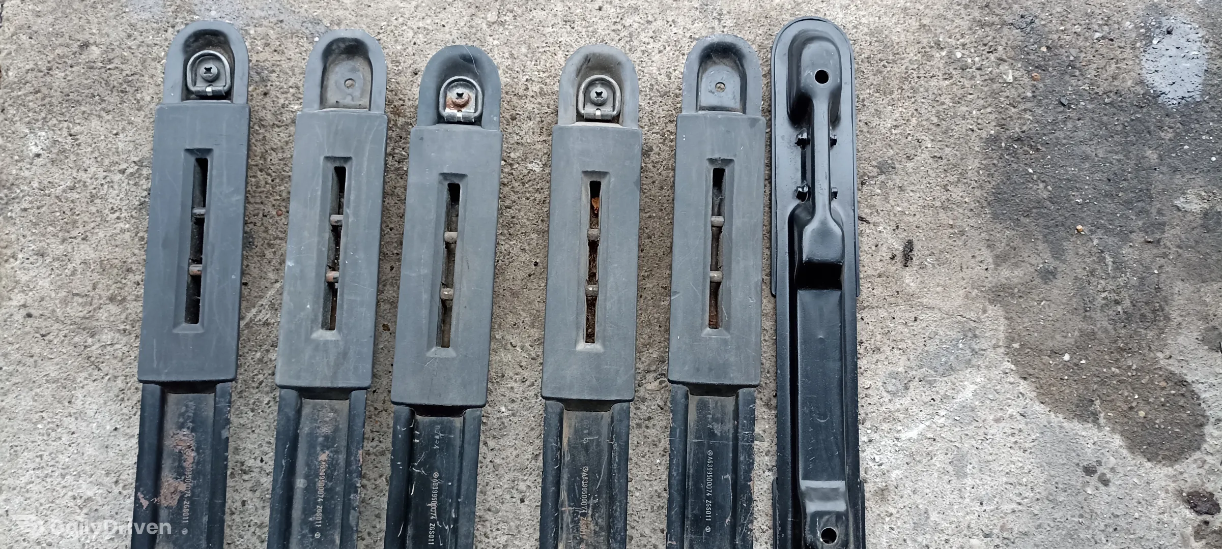 set suporti scaune Mercedes Vito, W639, A6399500074