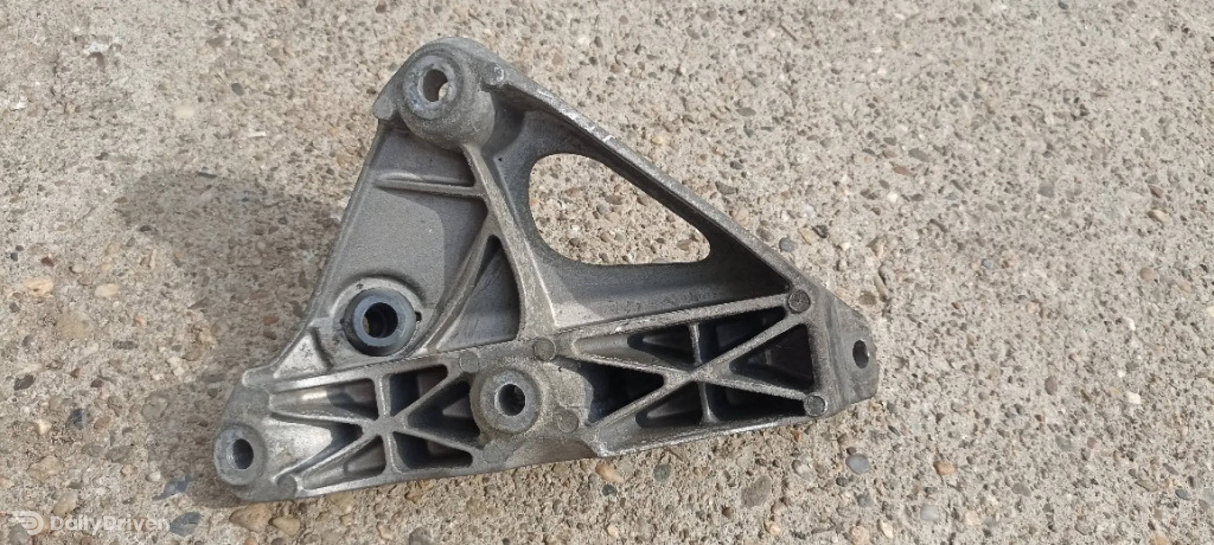 Suport motor stanga BMW Seria 3 F30 F31 F34GT Xdrive 3.0 d N57, suport motor 6784829