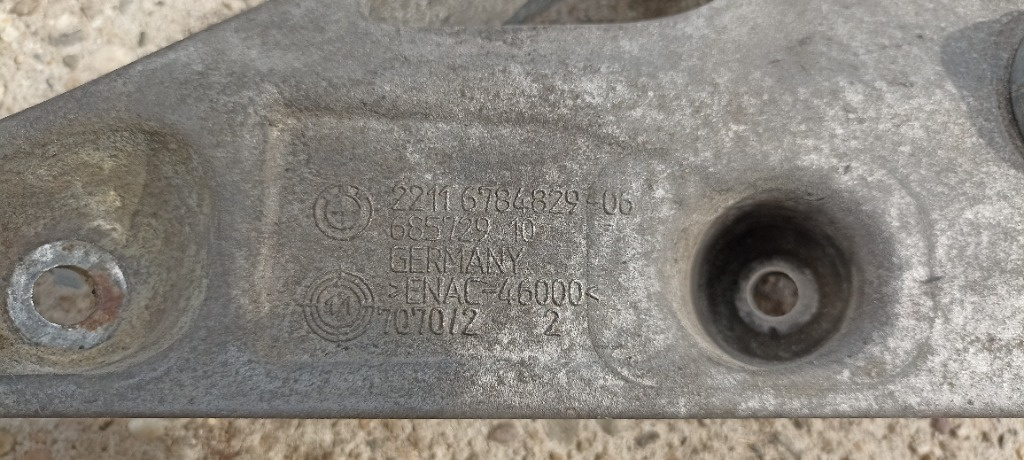 Suport motor stanga BMW X3 F25 3.0 d N57, suport motor 6784829