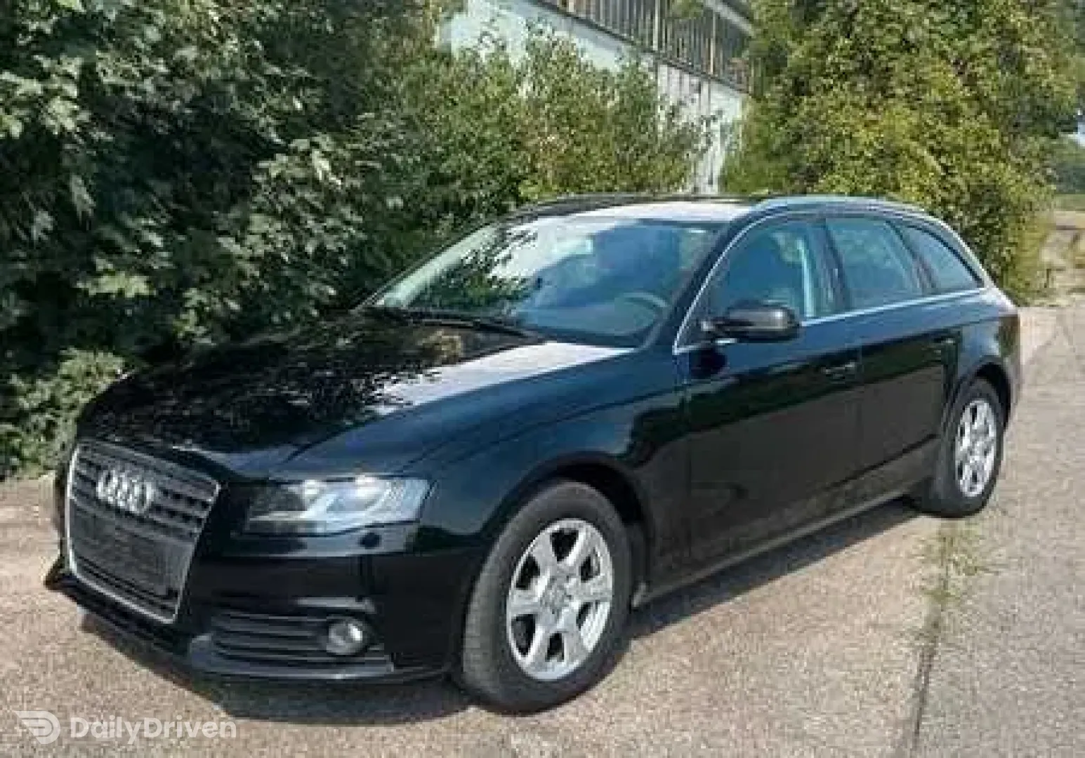 Dezmembrez Audi A4 B8