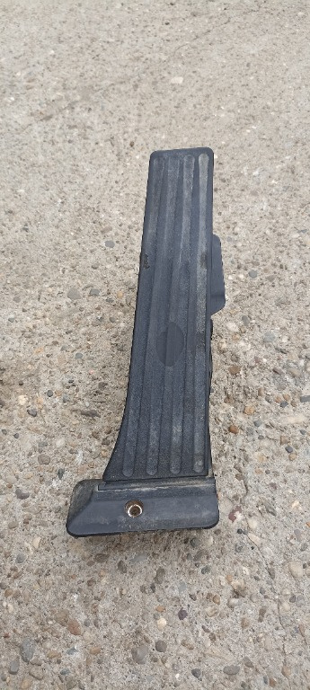 Pedala acceleratie BMW X1, F48, 2014-2020, 35426853176