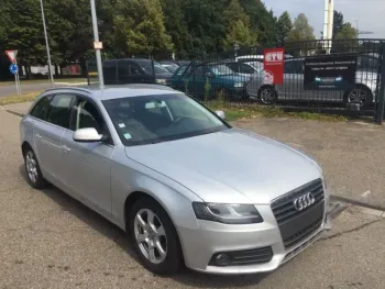 Dezmembrez Audi A4 break 2010