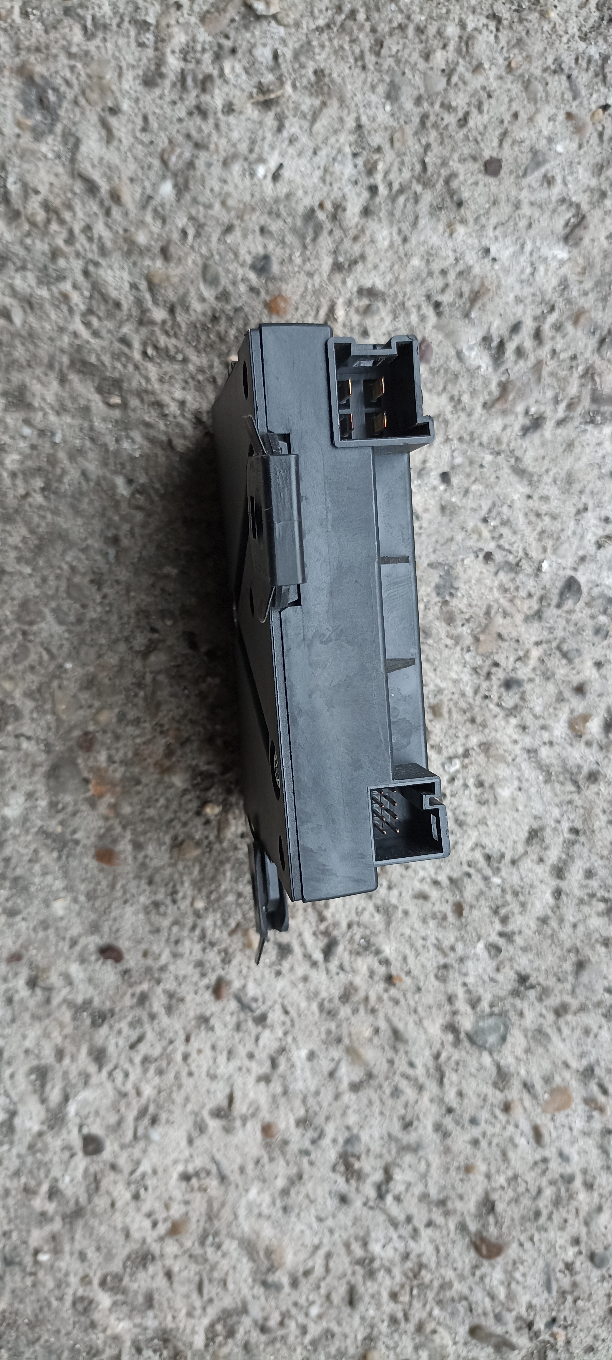 releu pompa combustibil Mercedes Sprinter, W906, A0009003101