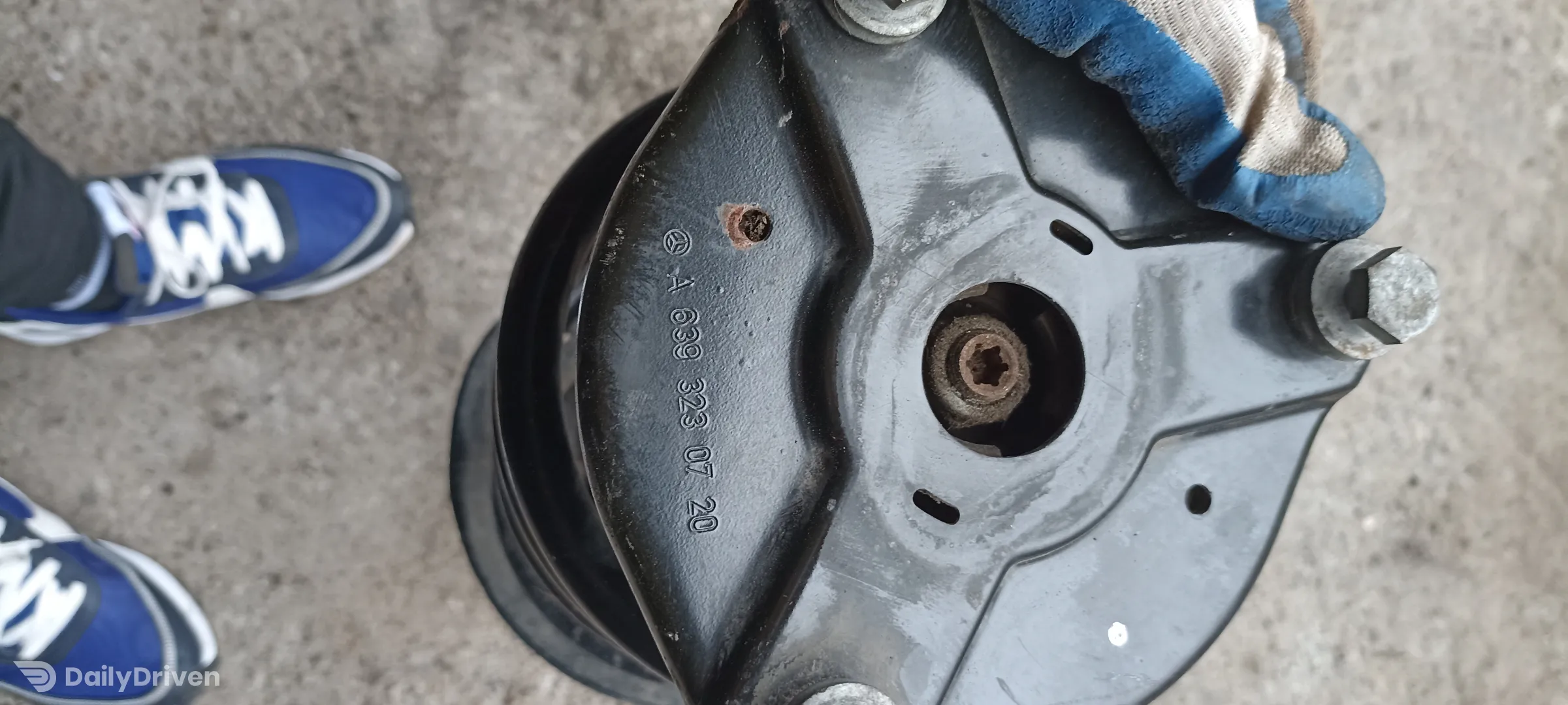 amortizor arc flansa dreapta fata Mercedes Vito, W639, EURO 5