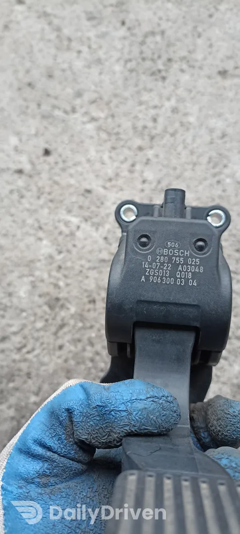 pedala acceleratie Mercedes Vito, W639, A9063000304